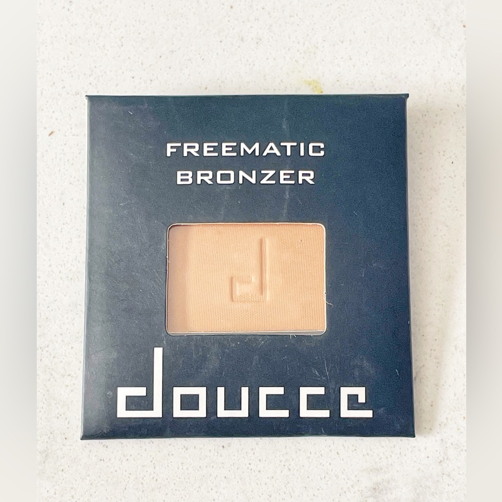 DOUCCE Freematic Bronzer Sunbeam 0.12 oz NIB